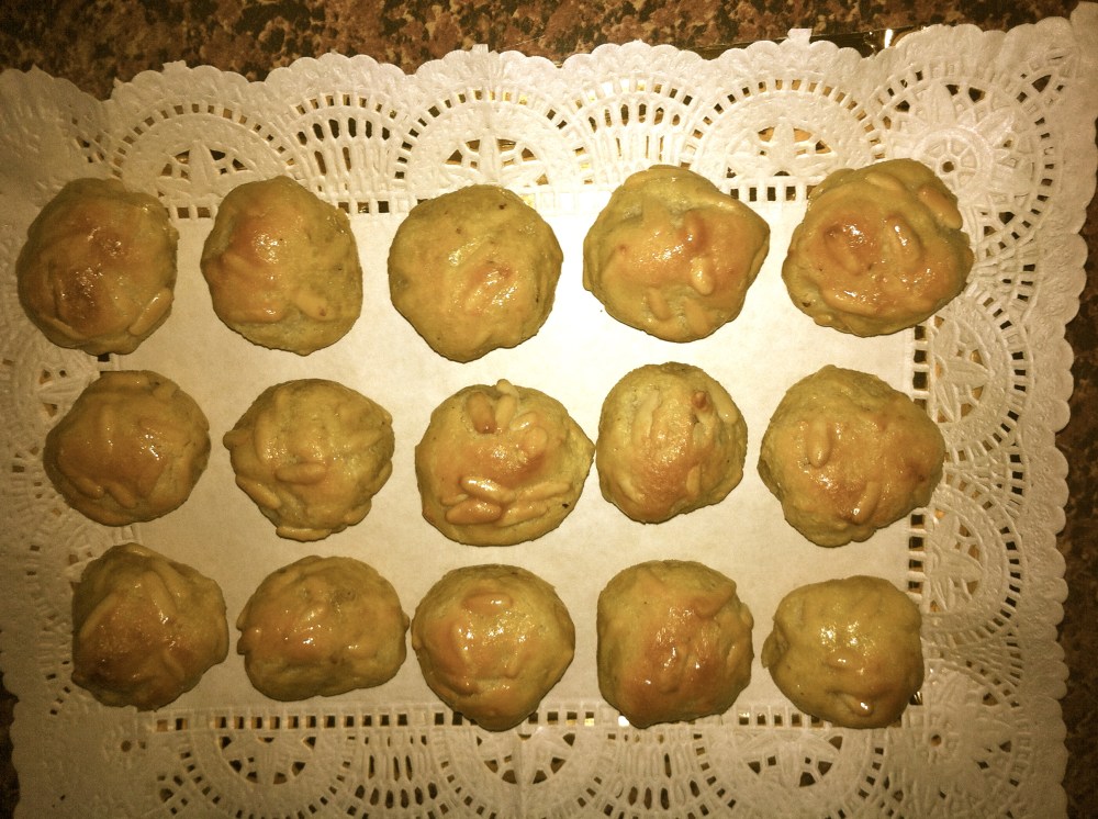 Bocaditos de piñones