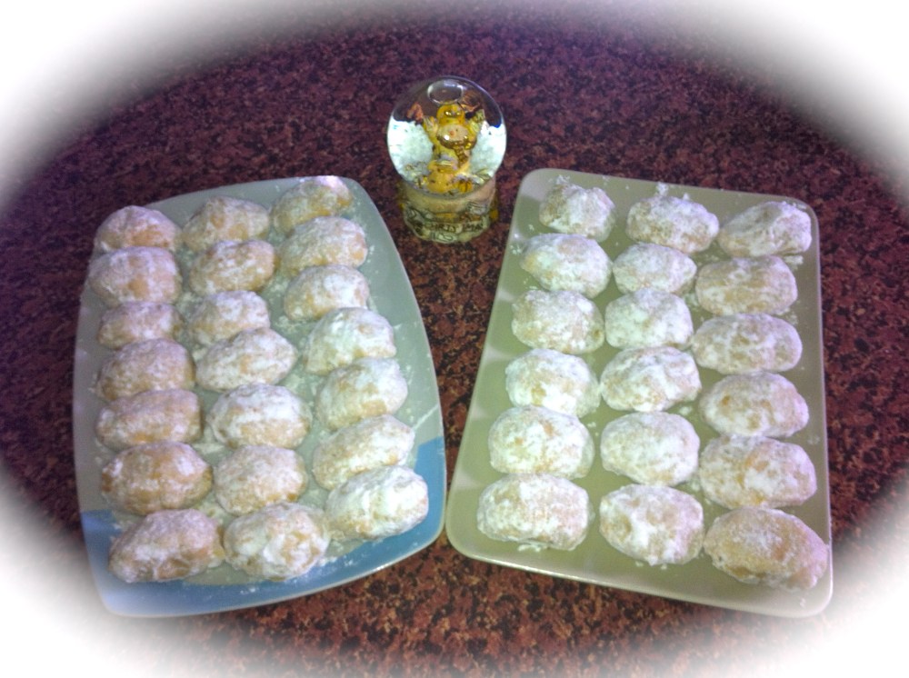 Polvorones de avellana y almendra Polvorones de avellana y almendra